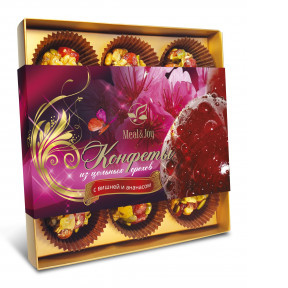 Gift Candies "Конфеты из цельных орехов с вишней и ананасом", 165 г (картонная упаковка)